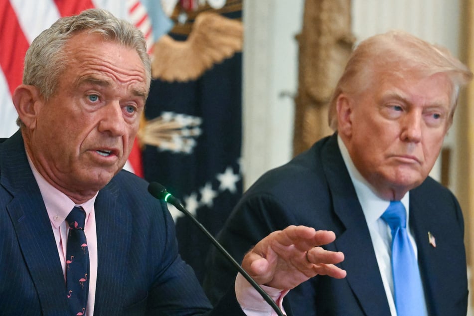 Health Secretary Robert F. Kennedy Jr. (l.) is named as a defendant in the new lawsuit.