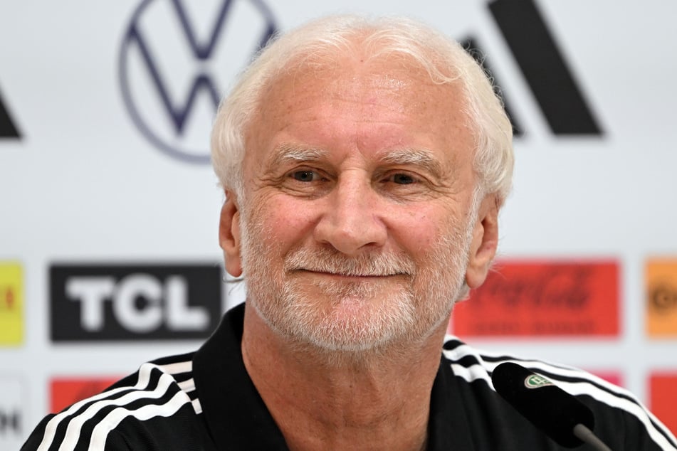 DFB-Sportdirektor Rudi Völler (64) hat für nach Ende seiner Tätigkeit schon einen designierten Nachfolger im Auge!