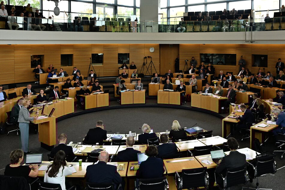 Haushalt in Thüringen weiter auf der Kippe - AfD kündigt Nein an