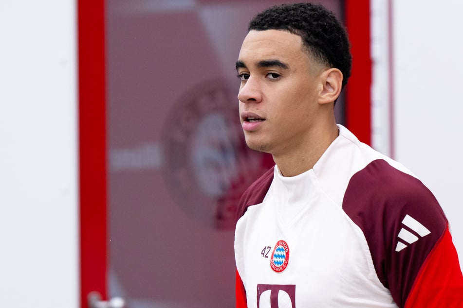 Gelingt es dem FC Bayern vielleicht sogar noch in diesem Jahr, Jamal Musiala (21) langfristig an den Verein zu binden?