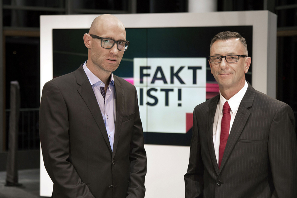 Lars Sänger (41, l.) und Andreas Menzel (59, r.) führen durch die kommende Sendung bei "Fakt ist! Aus Erfurt".