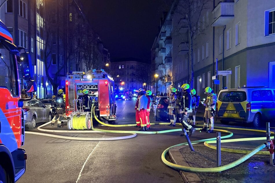 Berlin: Nach Wohnungsbrand in Friedrichshain: Tote Person gefunden