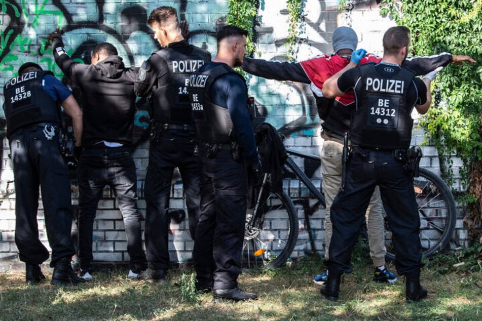 Der Görlitzer Park gilt als Kriminalitätsschwerpunkt in Berlin und ist als Drogen-Hotspot bekannt. (Archivbild)