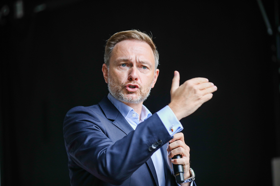 Spricht sich für eine Impfpflicht aus: Christian Lindner (42, FDP).