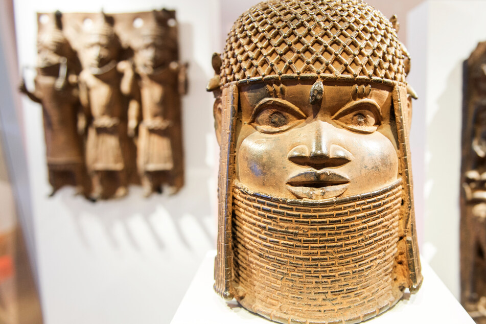 Hamburg: Hamburg gibt geraubte Benin-Bronzen an Nigeria zurück
