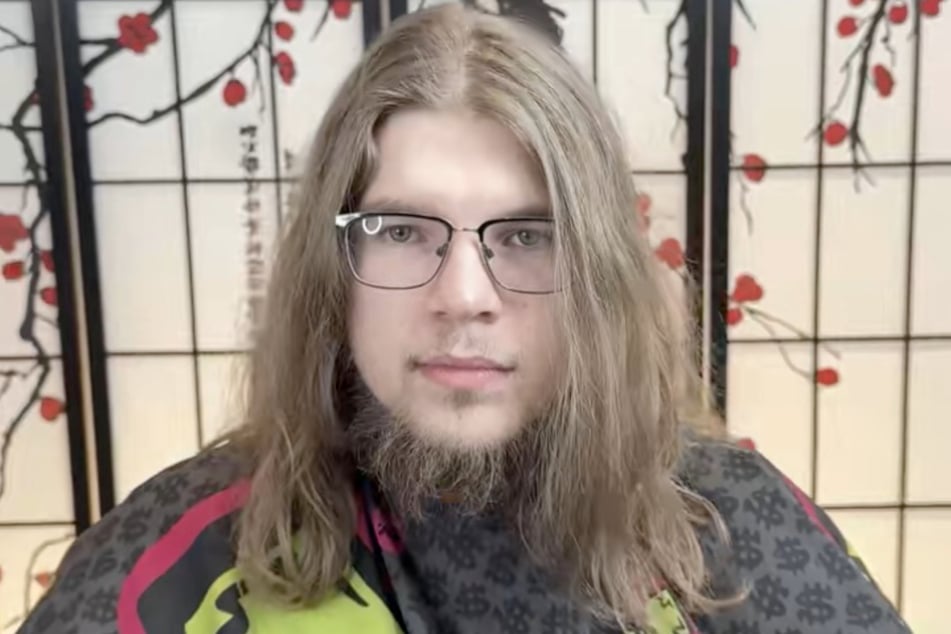 Tak vypadal zákazník, než mu Thai Nguyen udělal proměnu.