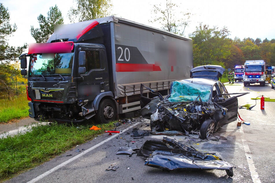 Ein Unfallanalytiker war vor Ort im Einsatz, um das Geschehen zu rekonstruieren.