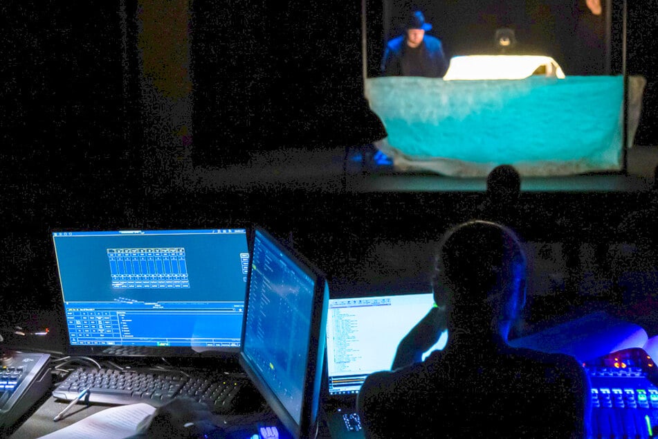 Damit es hinter den Kulissen rund läuft, braucht es jetzt einen erfahrenen Veranstaltungstechniker (m/w/d).