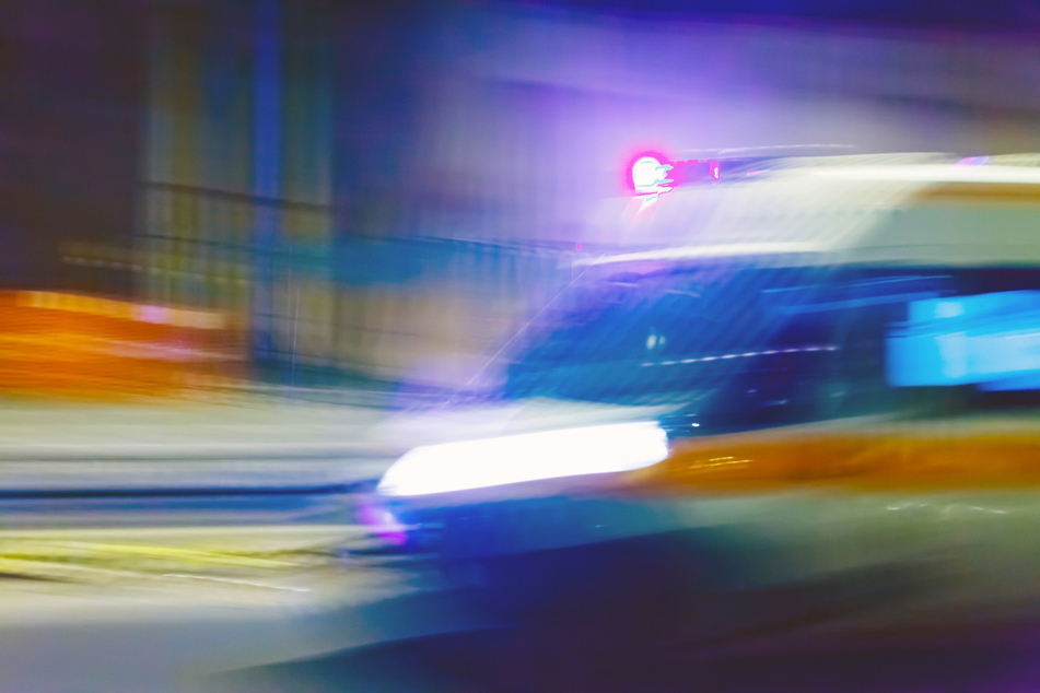 Tödlicher Unfall: 20-Jähriger prallt mit Auto gegen Tunnelwand