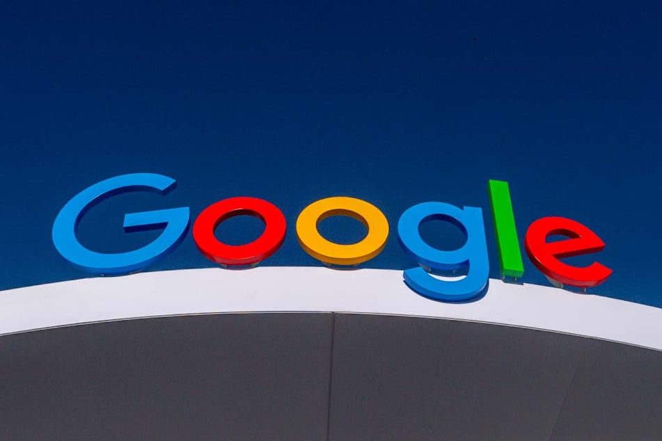 Google muss aufgrund von Verstößen gegen Wettbewerbsregeln ordentlich blechen. (Symbolbild)