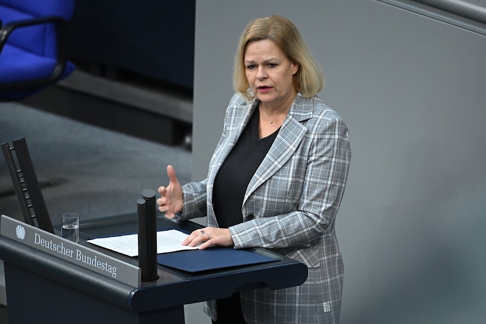 Bundesinnenministerin Nancy Faeser (53, SPD) möchte strengere Regelungen einführen.