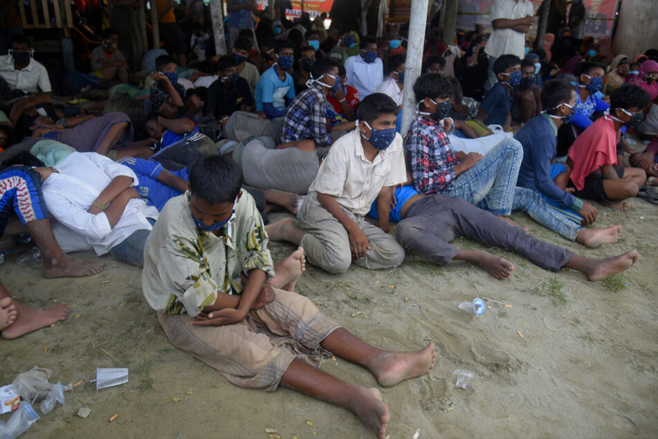 Lhokseumawe: Members of the Rohingya are resting after arriving in Aceh province by boat.