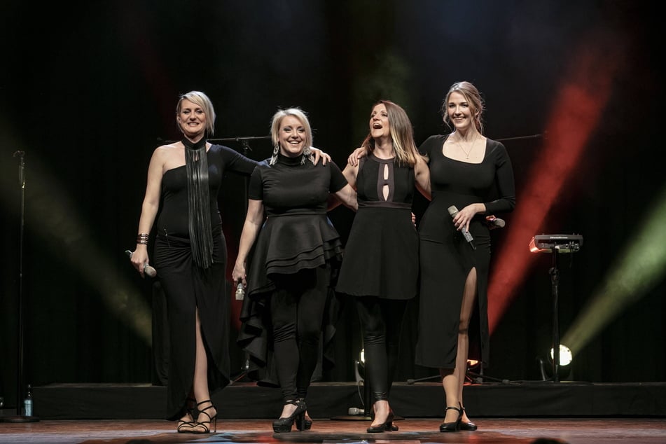 Im Spätherbst 2024 hatte Silvana Mehnert (2.v.r.) ihren letzten Auftritt mit der a-Capella-Band "medlz".