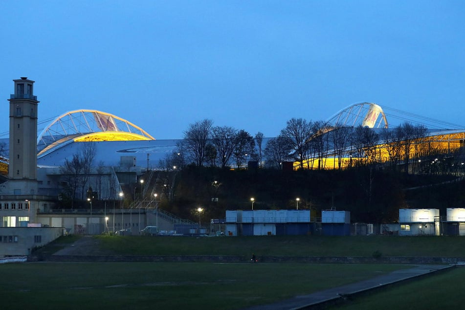 Football fans who travel to the Bundesliga hit RB Leipzig against Borussia Dortmund also have to be prepared for impairments.