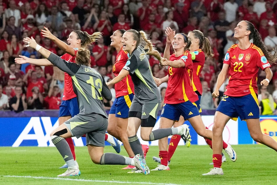 Frauen-EM im Liveticker: DFB-Auswahl muss heute gegen Frankreich ran!