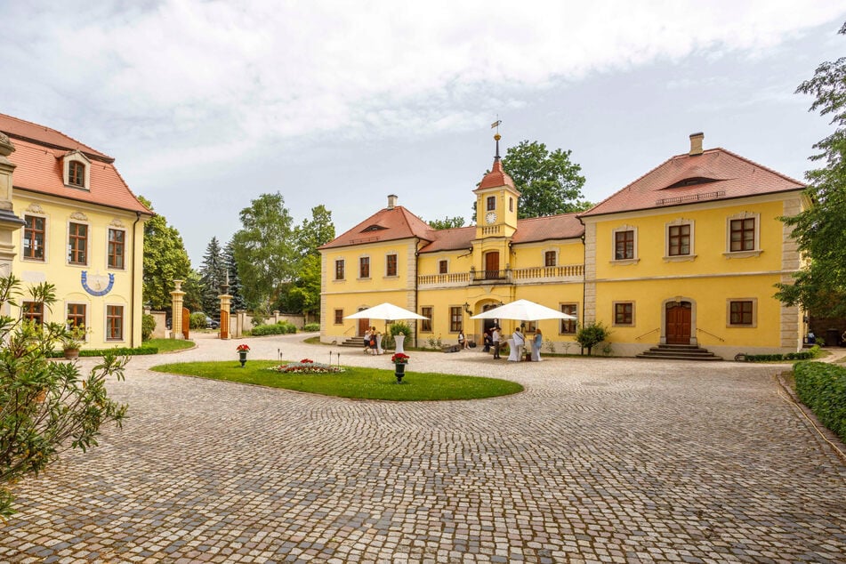 Im Schloss Proschwitz könnt Ihr am Sonntag die Anlage mit verschiedenen Märkten erkunden. (Archivfoto)