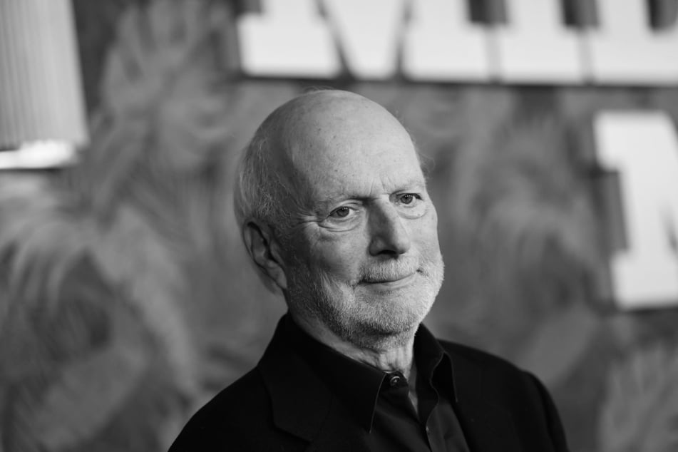James Burrows (†85) gewann im Laufe seiner Karriere elf Emmy-Awards.