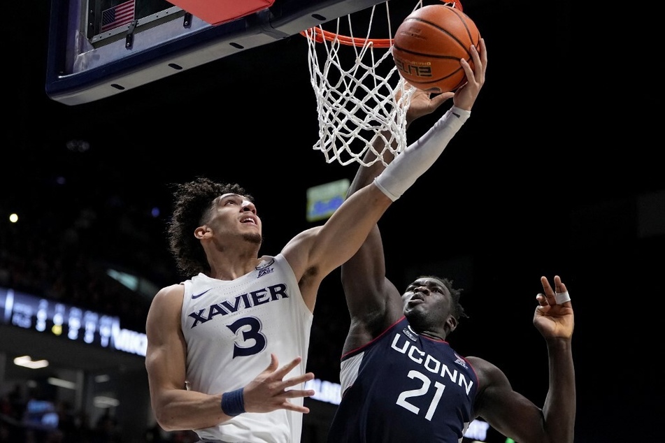 The Xavier Musketeers finally earned a Quad 1 win this season after defeating the UConn Huskies 82-79 on the road on Wednesday.