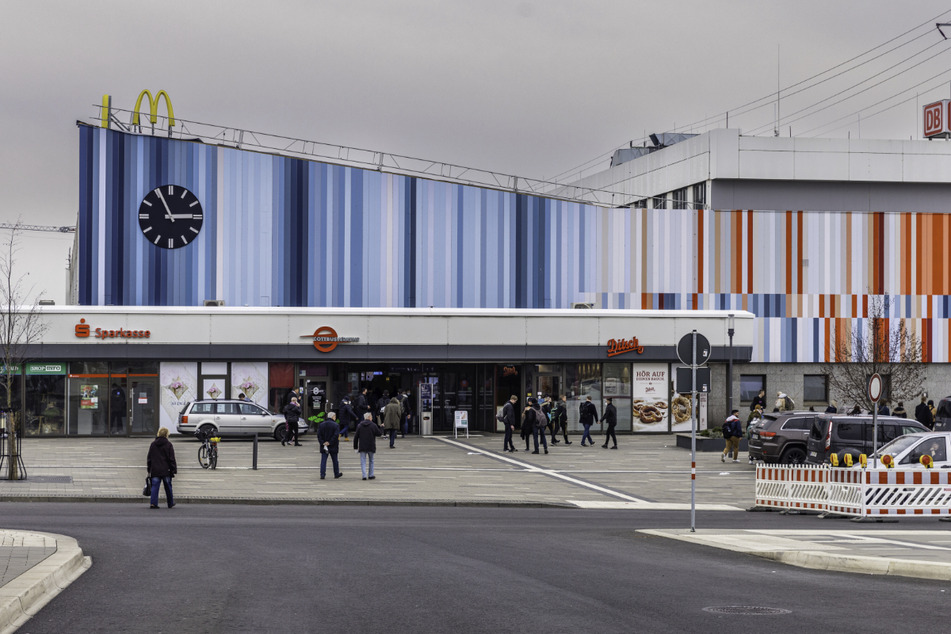 Am Cottbuser Hauptbahnhof sollen ab nächster Woche mehr Flüchtlinge ankommen und in andere Ziele Deutschlands weiterreisen