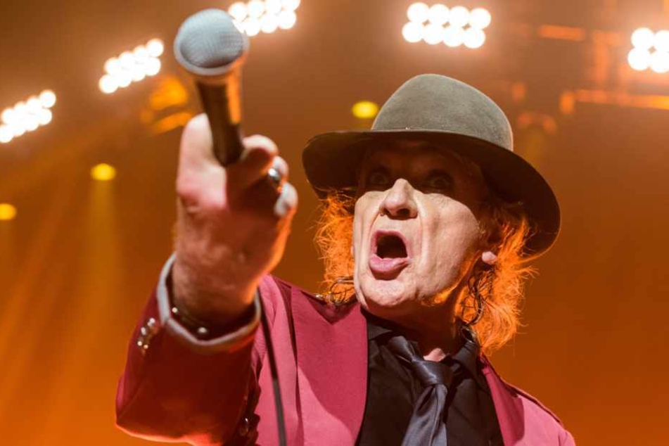 Rockmusiker Udo (73) Lindenberg hat seine geplante Tournee abgesagt.