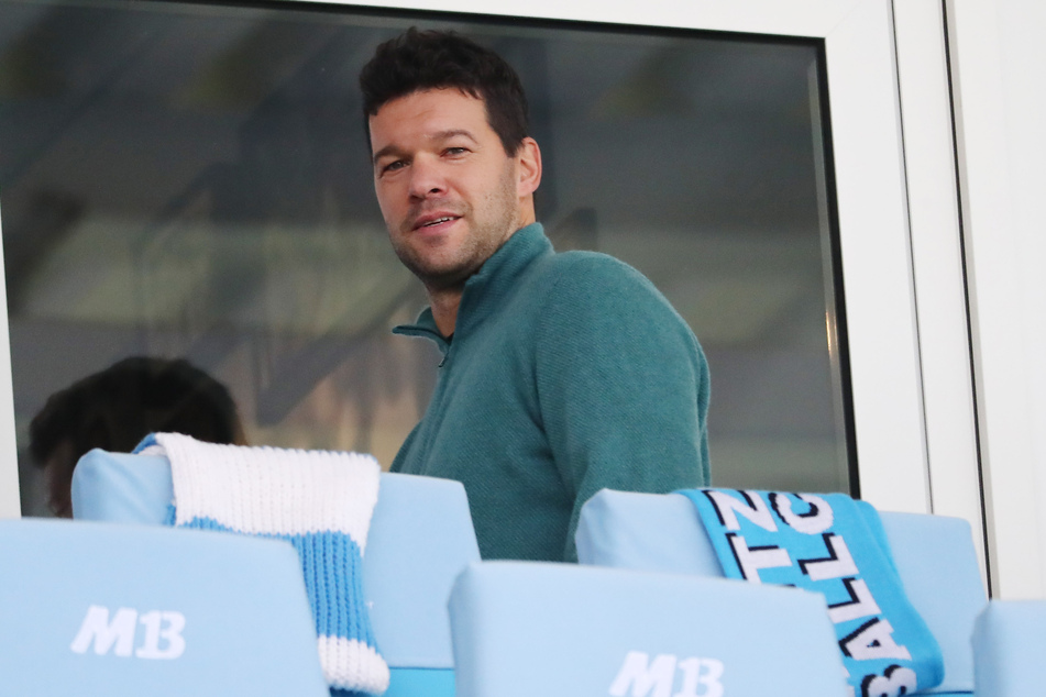 Michael Ballack (43).