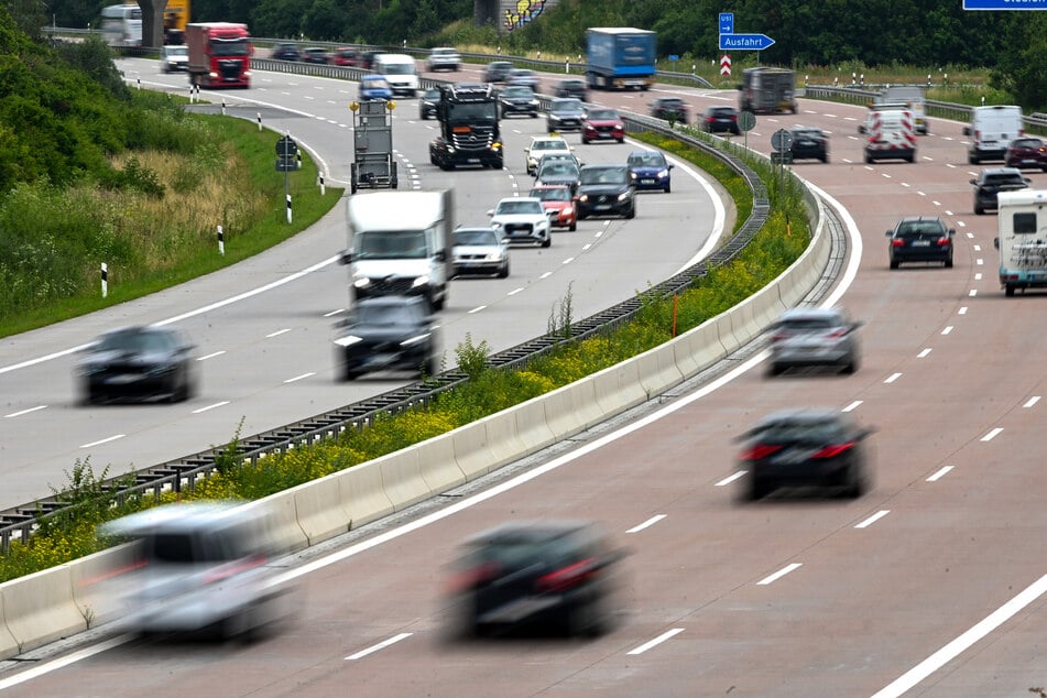 Zum Glück wurde bei dem Vorfall auf der Autobahn niemand verletzt. (Symbolbild)