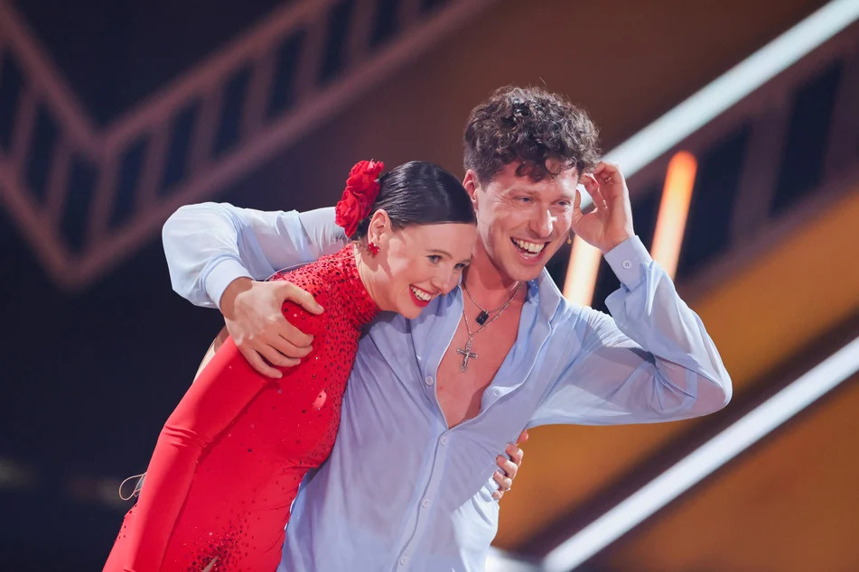 Ann-Kathrin tanzt in der aktuellen "Let's Dance"-Staffel mit Profi Valentin Lusin (37).