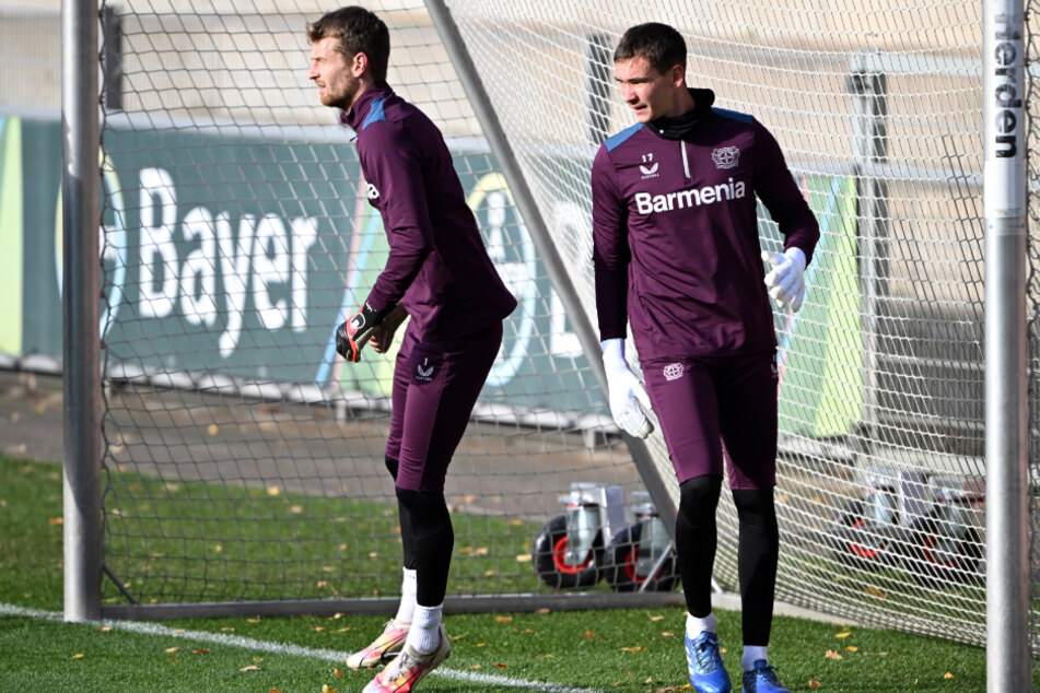 Wer macht das Rennen? Noch soll zwischen Lukas Hradecky (l.) und Matej Kovar alles offen sein.