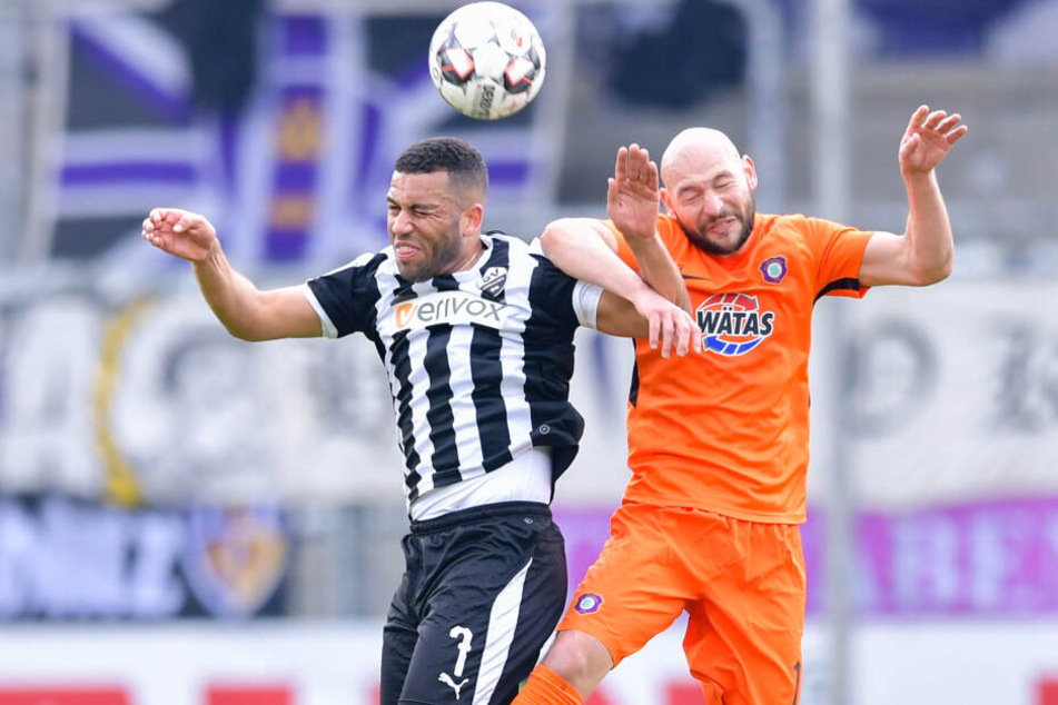 Philipp Riese (r., gegen Andrew Wooten) bot am Samstag ein starkes Spiel.