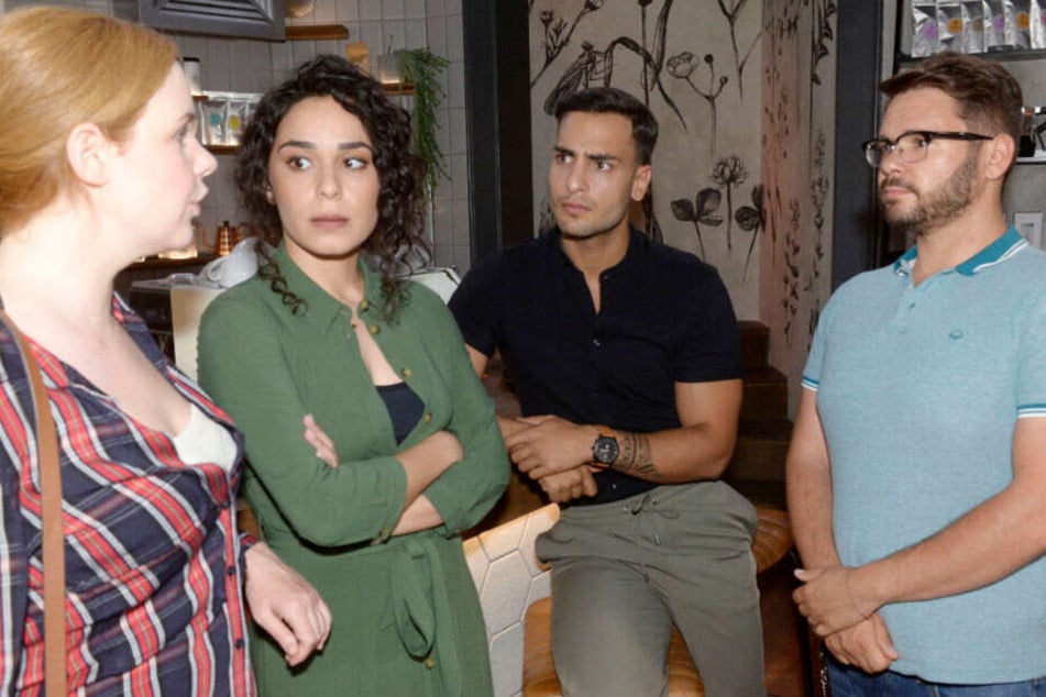 Für Toni, Shirin, Nihat und Tuner wird es im Vereinsheim keine Einwegbecher mehr geben.