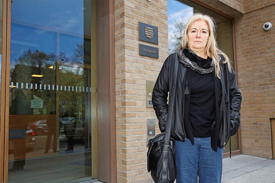 Barbara Lässig (62, parteilos) vorm Amtsgericht.