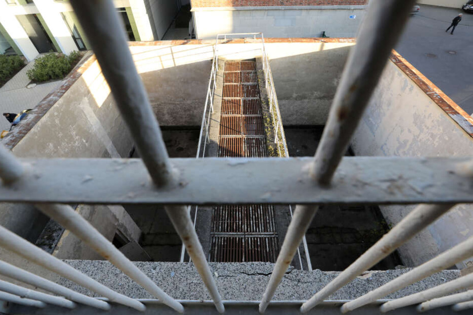 Der Jugendliche sitzt in Untersuchungshaft. (Symbolbild)