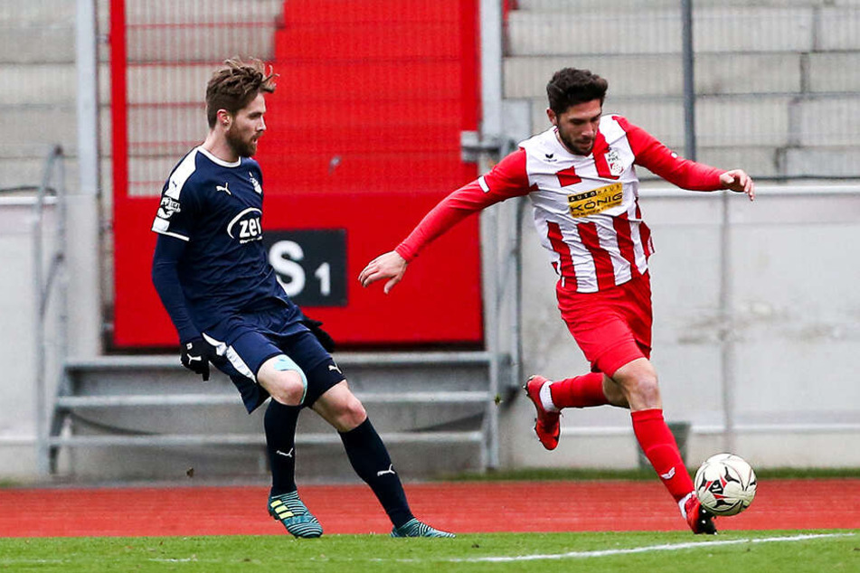 Bryan Gaul (l.) kommt in Trab! Im Testspiel bei Regionalligist Rot-Weiß Erfurt kam der Rekonvaleszent Anfang der Woche erstmals für den FSV zum Einsatz.
