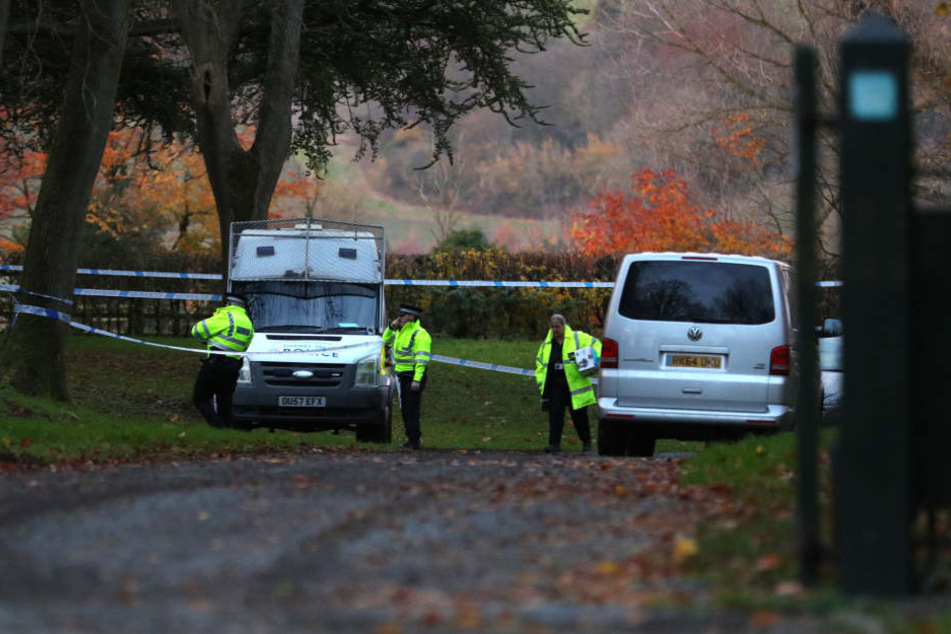 Die britische Polizei sperrte die Absturzstelle ab.