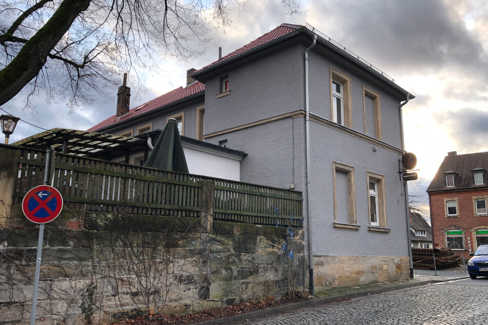 Das Wohnhaus, in dem die mutmaßliche Vergewaltigung stattgefunden haben soll.