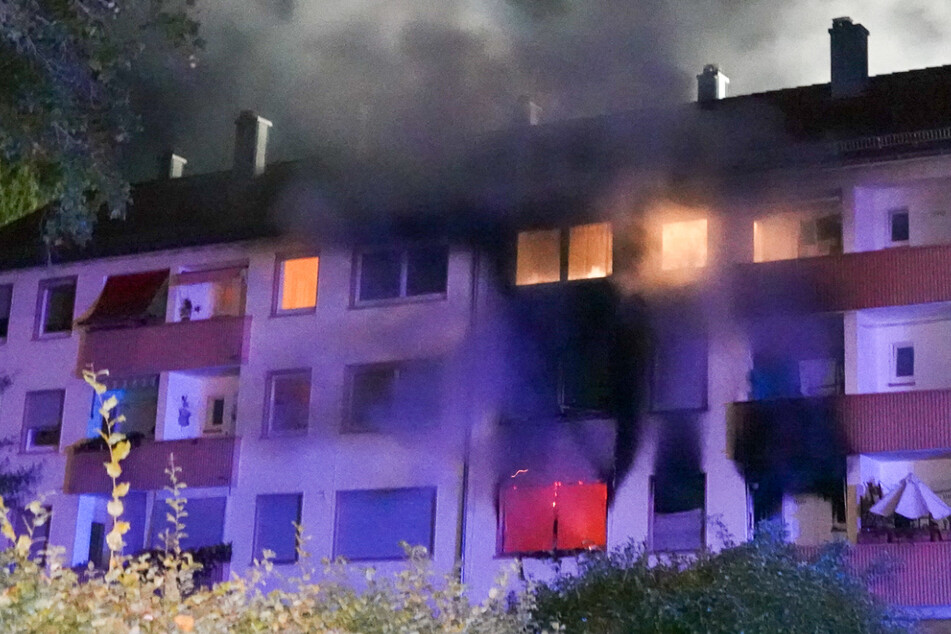 Mehrere Wohnungen des Hauses dürften unbewohnbar sein.