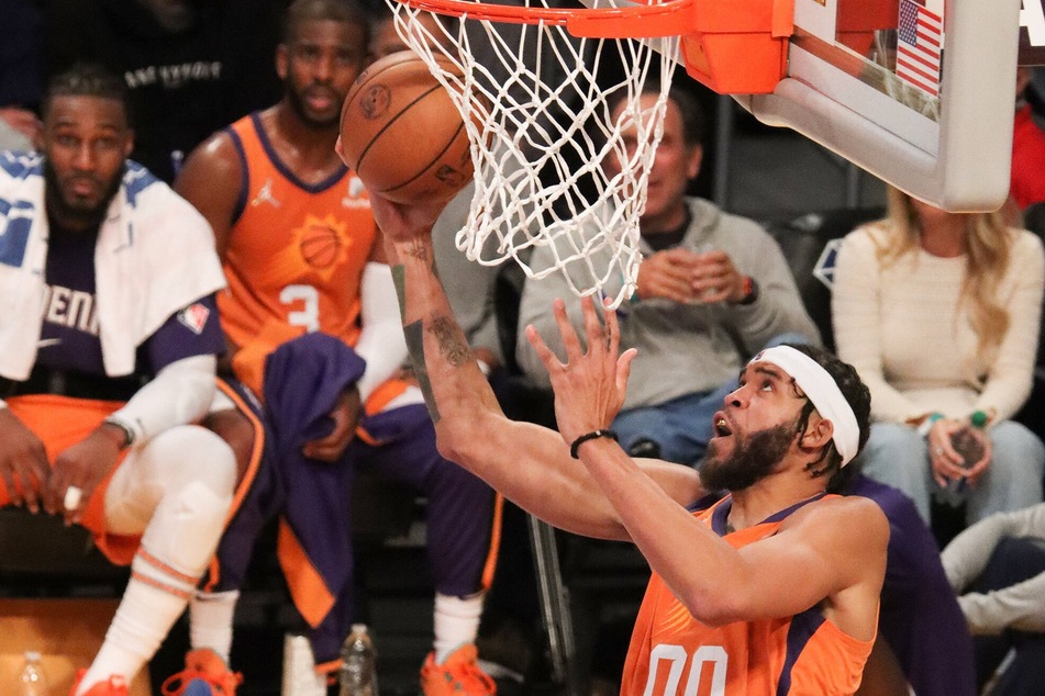 JaVale McGee led the Suns with 17 points against the Wizards on Thursday night.