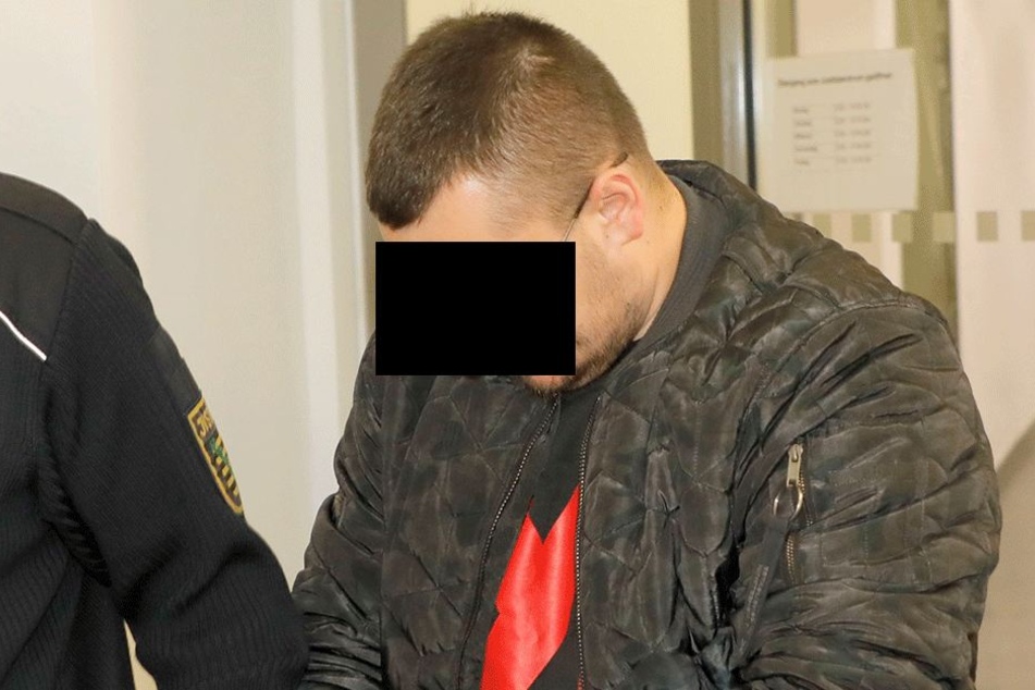 Alexander G. (25) muss sich wegen versuchten Totschlags verantworten.