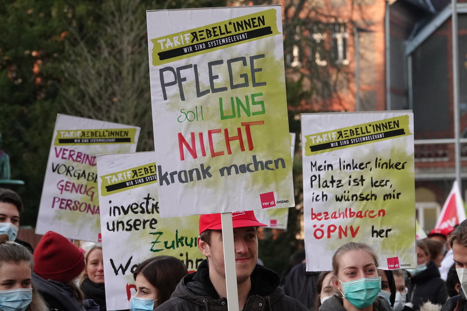 Auftakt zu großer Streikwoche in NRW: Unikliniken im Ausstand
