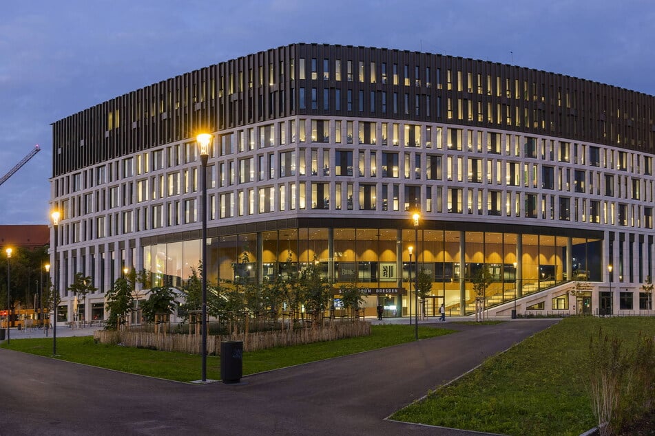 Ende März eröffnete das neue Verwaltungszentrum am Ferdinandplatz.