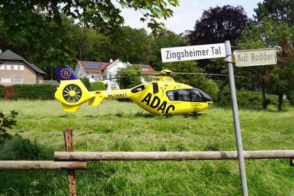 Ein Rettungshubrschrauber war in der Eifel im Einsatz.