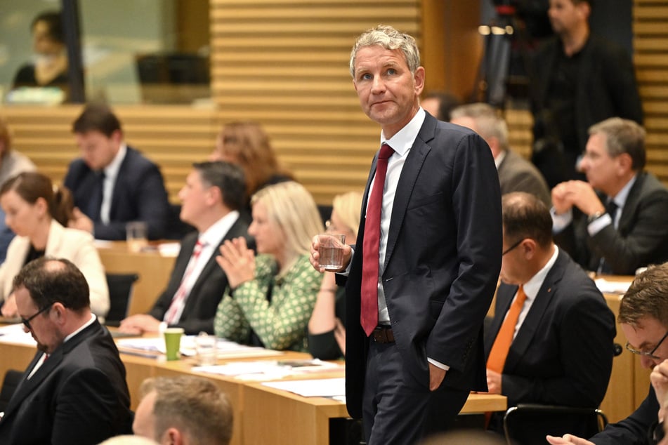 Die Partei von Björn Höcke (52) wurde bei der Landtagswahl in Thüringen zur stärksten Kraft gewählt. Koalieren möchte mit der AfD jedoch niemand.