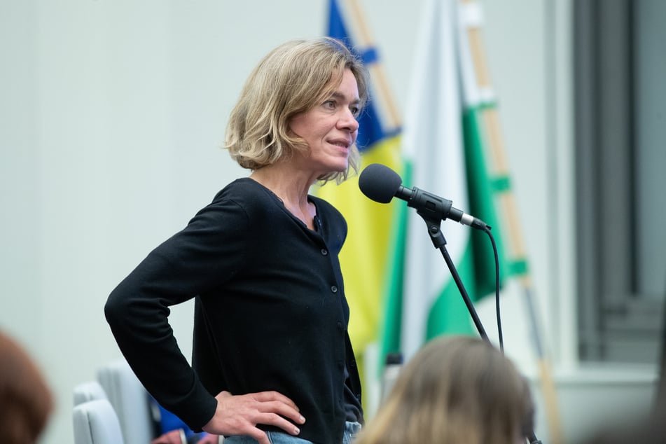 Linken-Stadträtin Juliane Nagel zeigte sich schockiert angesichts der Panikmache rund um die Proteste. "Das jetzt eins zu eins mit Terror und Gewalt gleichzusetzen, das finde ich ein starkes Stück."
