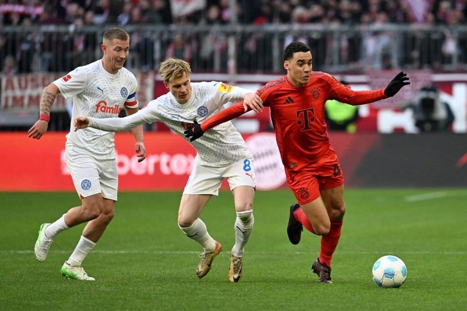 Jamal Musiala (r.) brachte die Bayern in Führung.