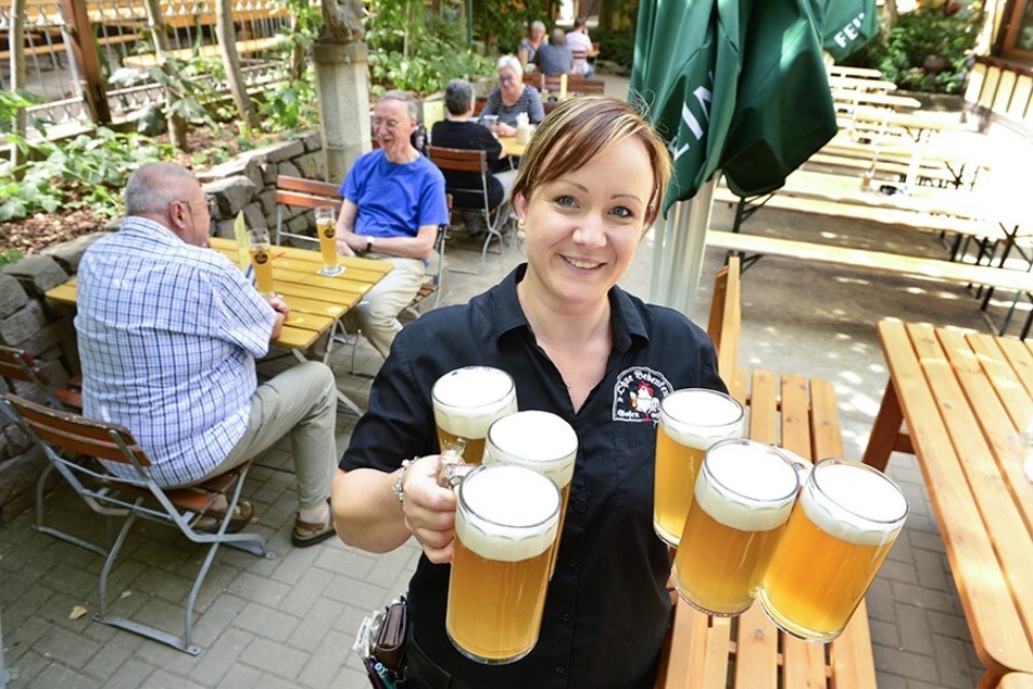 Der Biergarten der Gosenschenke "Ohne Bedenken" ist einer der größten und ältesten Biergärten in Leipzig.