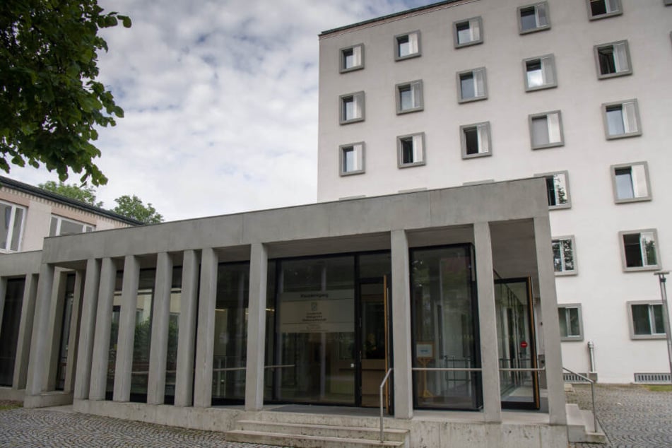 Vor dem Schwurgericht des Landgerichts Traunstein mussten sich drei Männer verantworten. (Archiv)
