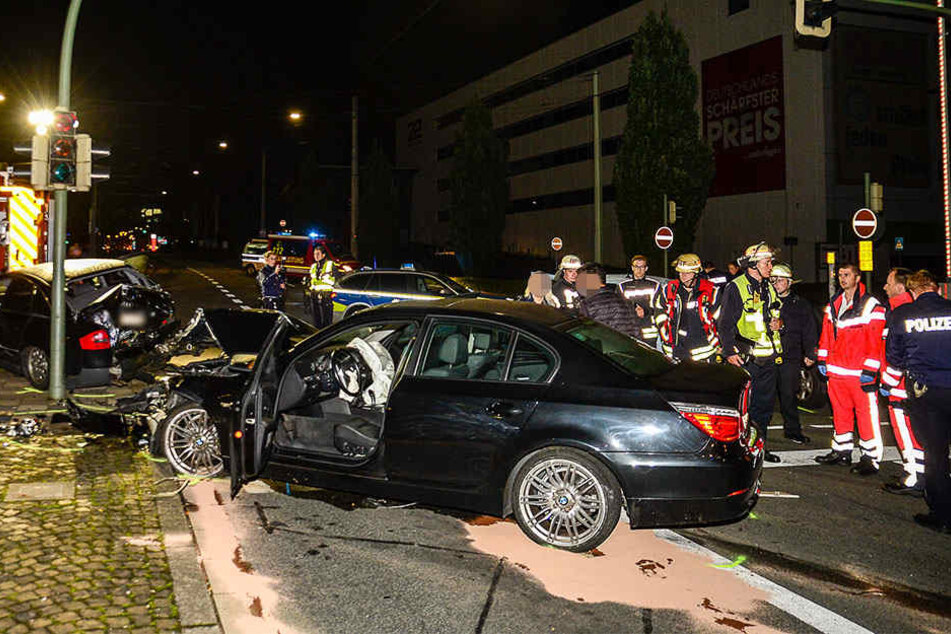 Fünf Autos waren an dem Unfall beteiligt.