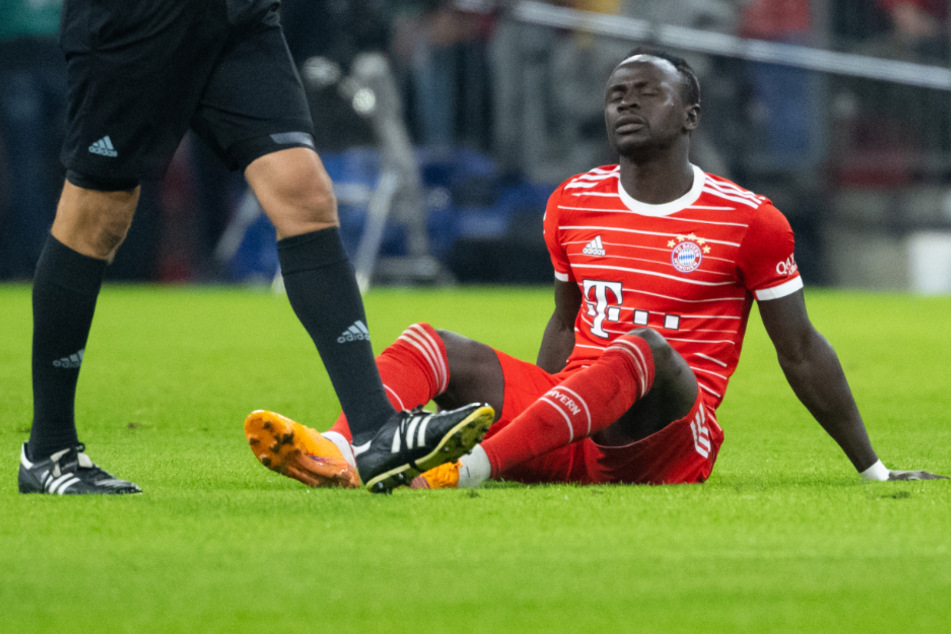 Sadio Mané (30) verletzte sich im Bundesliga-Spiel gegen Werder Bremen.