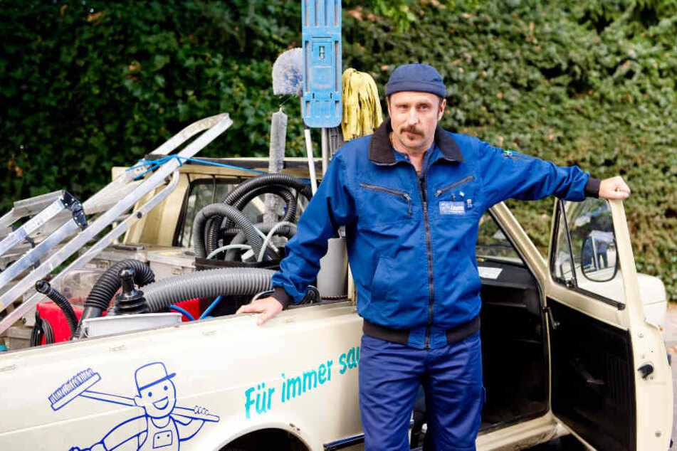 Schauspieler Bjarne Mädel hat seit fast sieben Jahren die Rolle des Tatortreinigers Heiko Schotte.