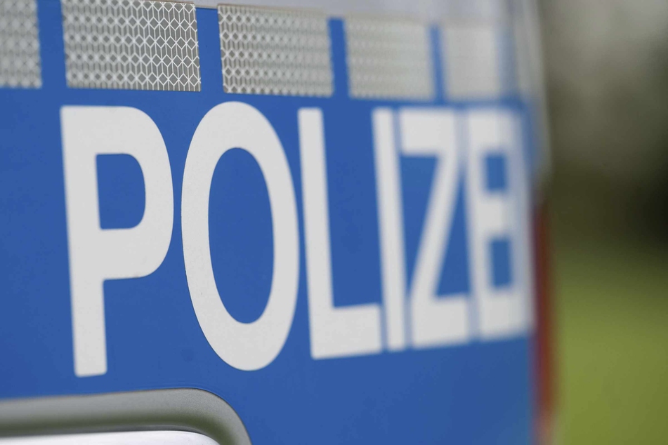 Hamburg: Frau wird auf Polizeiwache bewusstlos und stürzt, jetzt ist sie tot